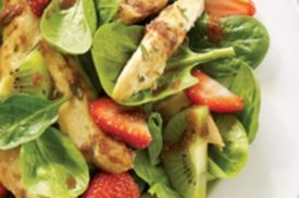 Strawberries, Kiwi, Spinach and Chicken Salad